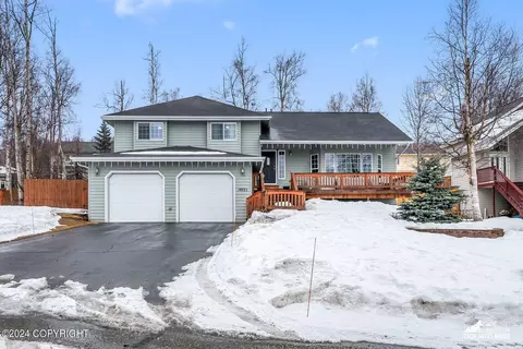 Exterior - 19721 Revilla Cir, Eagle River, AK 99577 photo 10 of 18