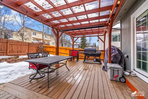 Exterior - 19721 Revilla Cir, Eagle River, AK 99577 photo 14 of 18