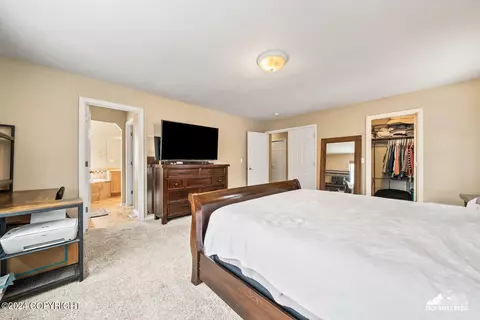 Bedroom - 19721 Revilla Cir, Eagle River, AK 99577 photo 3 of 8