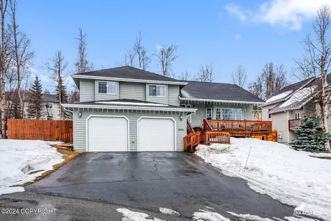Exterior - 19721 Revilla Cir, Eagle River, AK 99577 photo 3 of 18