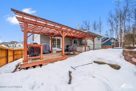 Exterior - 19721 Revilla Cir, Eagle River, AK 99577 photo 15 of 18