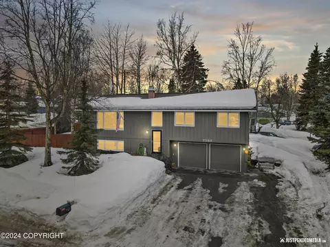 7550 Trenton Ln, Anchorage, AK 99502