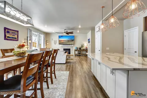 Dining - 2968 Morgan Loop, Anchorage, AK 99516 photo 3 of 3