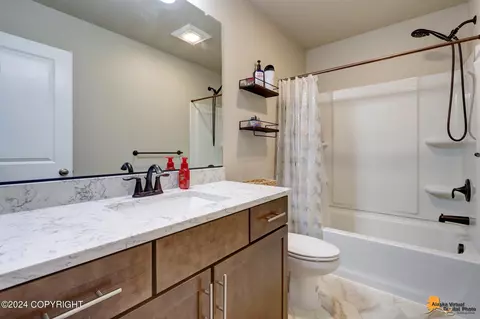 Bath - 2968 Morgan Loop, Anchorage, AK 99516 photo 4 of 5