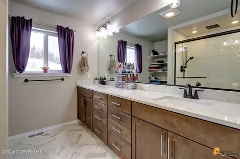 Bath - 2968 Morgan Loop, Anchorage, AK 99516 photo 3 of 5