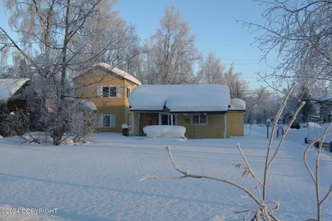 1345 Ingra St, Anchorage, AK 99501