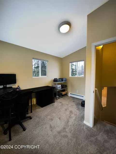 10227 Wren Ln, Eagle River, AK 99577 photo 7
