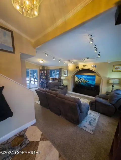 10227 Wren Ln, Eagle River, AK 99577 photo 16