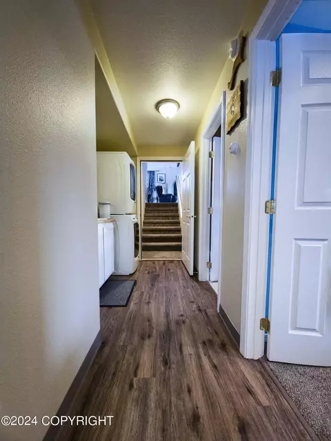 10227 Wren Ln, Eagle River, AK 99577 photo 8