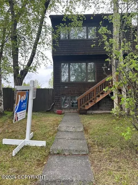 3822 Carleton Ave, Anchorage, AK 99517