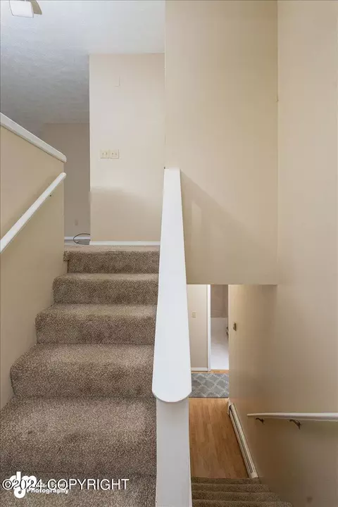 Entry Way - 18634 N Lowrie Loop, Eagle River, AK 99577 photo 2 of 4