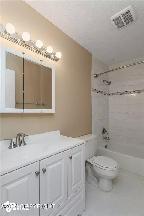 Bath - 18634 N Lowrie Loop, Eagle River, AK 99577 photo 7 of 8