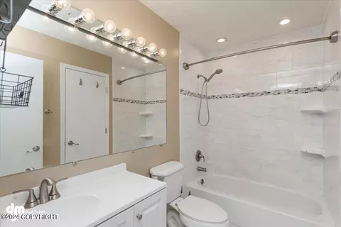 Bath - 18634 N Lowrie Loop, Eagle River, AK 99577 photo 2 of 8