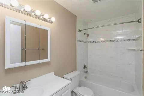 Bath - 18634 N Lowrie Loop, Eagle River, AK 99577 photo 6 of 8