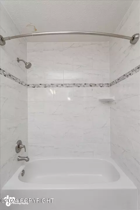 Bath - 18634 N Lowrie Loop, Eagle River, AK 99577 photo 8 of 8