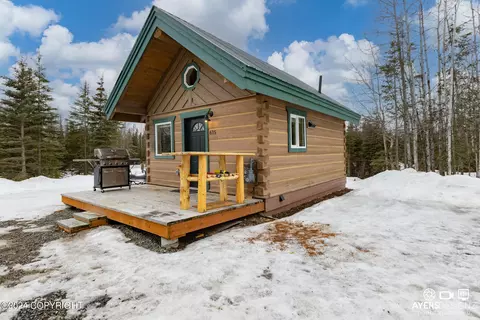 615 Wortham Ave, Kenai, AK 99611