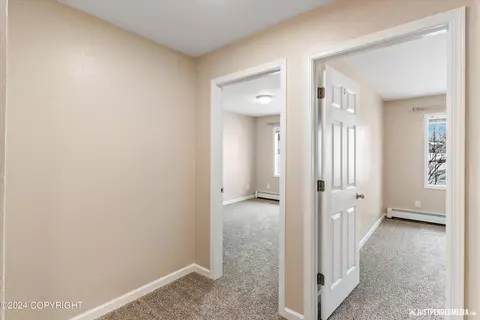Entry Way - 17201 Kantishna Dr, Eagle River, AK 99577 photo 2 of 2
