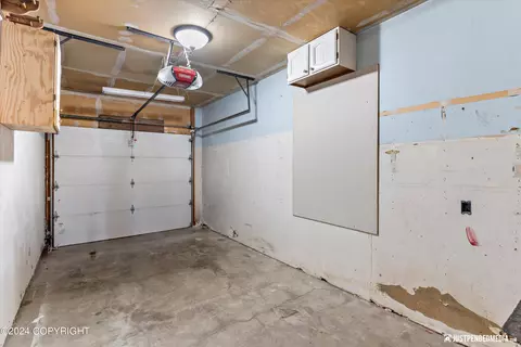 Exterior - 17201 Kantishna Dr, Eagle River, AK 99577 photo 3 of 7