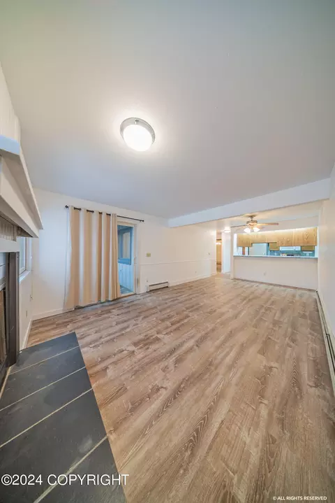 1640 Eastridge Dr # 102, Anchorage, AK 99501