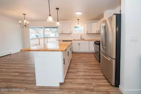Kitchen - 208 E 23rd Ave, Anchorage, AK 99503 photo 5 of 9