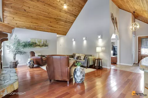 Living - 9820 Lone Tree Dr, Anchorage, AK 99516 photo 3 of 6