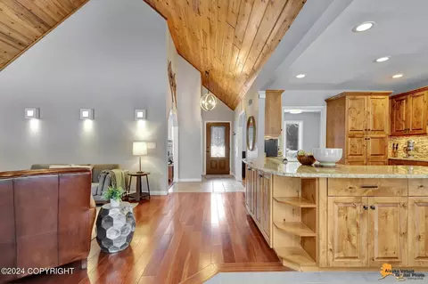 Dining - 9820 Lone Tree Dr, Anchorage, AK 99516 photo 1 of 2