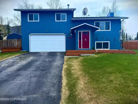 18847 Andreanof Dr, Eagle River, AK 99577