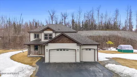 7712 E Downstream Dr, Palmer, AK 99645