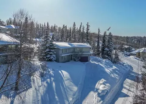 7400 Beacon Hill Dr, Anchorage, AK 99507