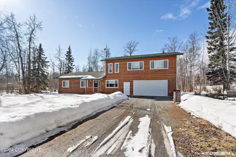 3930 S Loussac Ln, Wasilla, AK 99654
