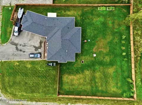 Exterior - 3417 S Barn Gable Loop, Wasilla, AK 99654 photo 2 of 13