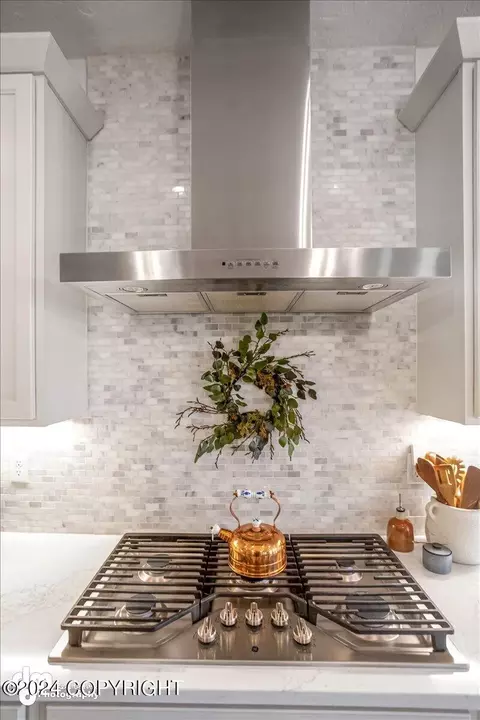Kitchen - 3417 S Barn Gable Loop, Wasilla, AK 99654 photo 6 of 11