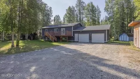 3233 Storey Dr, North Pole, AK 99705