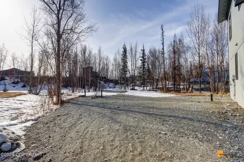View/Area - 7571 E Reisner Loop, Palmer, AK 99645 photo 2 of 5