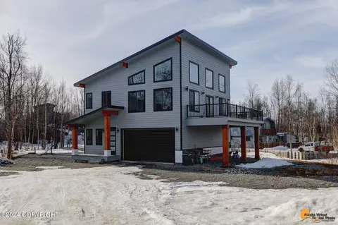 Exterior - 7571 E Reisner Loop, Palmer, AK 99645 photo 14 of 15