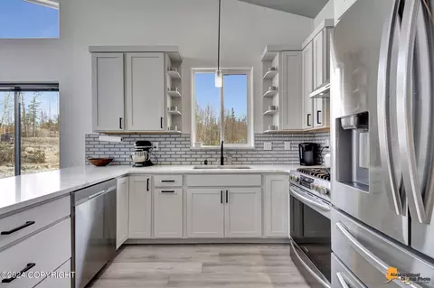 Kitchen - 7571 E Reisner Loop, Palmer, AK 99645 photo 1 of 5