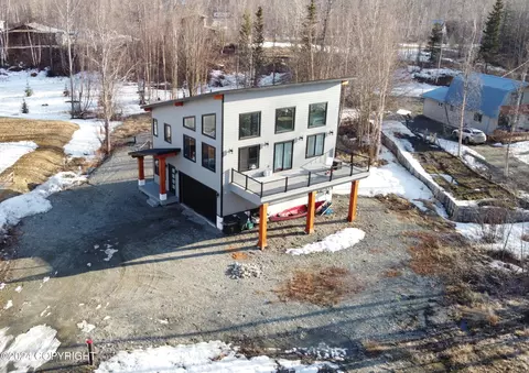7571 E Reisner Loop, Palmer, AK 99645