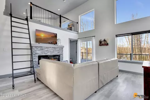 Living - 7571 E Reisner Loop, Palmer, AK 99645 photo 2 of 6
