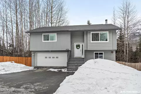 18761 Price Island Cir, Eagle River, AK 99577