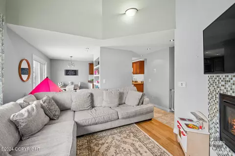 Living - 1007 W 80th Ave, Anchorage, AK 99518 photo 2 of 2