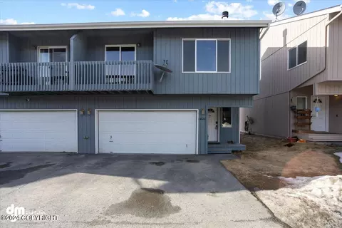 13820 Hunterwood Ln, Eagle River, AK 99577