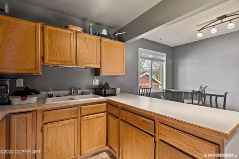 Kitchen - 16929 Coronado St, Eagle River, AK 99577 photo 4 of 7
