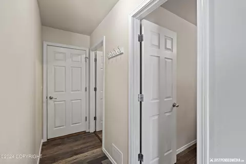 Entry Way - 16267 Rosenburg Cir, Eagle River, AK 99577 photo 4 of 5