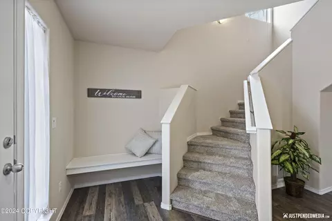Entry Way - 16267 Rosenburg Cir, Eagle River, AK 99577 photo 2 of 5
