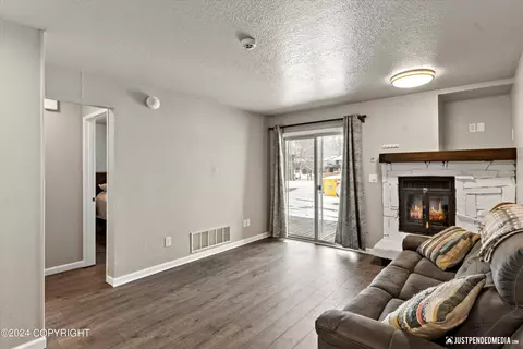 2100 Minerva Way # A1, Anchorage, AK 99515