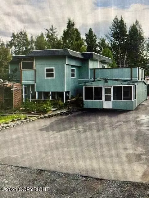11301 Willene Dr, Anchorage, AK 99516