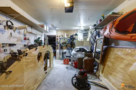 Exterior - 9220 Glenn Haven Dr # E-4, Anchorage, AK 99502 photo 5 of 5