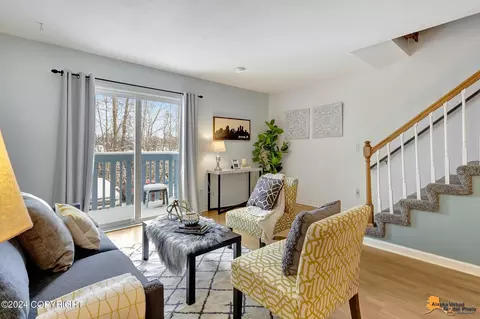 Living - 9220 Glenn Haven Dr # E-4, Anchorage, AK 99502 photo 3 of 4