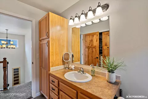 Bath - 20732 Mountain Vista Dr, Eagle River, AK 99577 photo 7 of 7