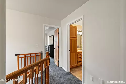 Entry Way - 20732 Mountain Vista Dr, Eagle River, AK 99577 photo 4 of 4